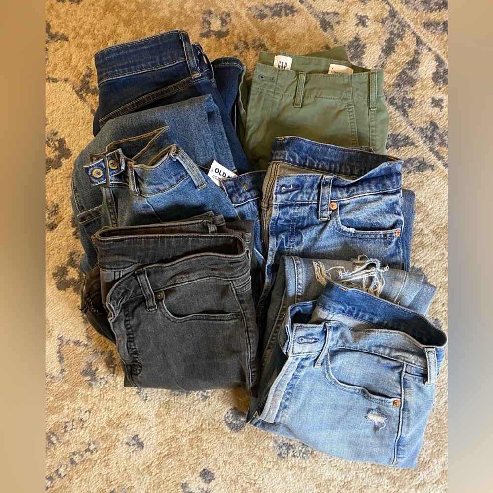 Bundle - 5 pairs of women’s jeans - GAP - Old Navy - sz 6 - 4 - 27 - 28